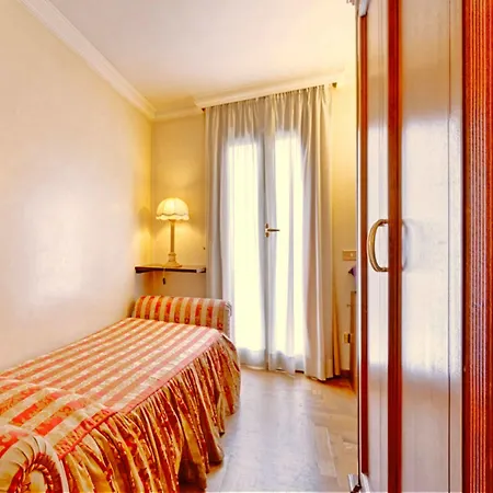 Hotel Cinquantatre 3*