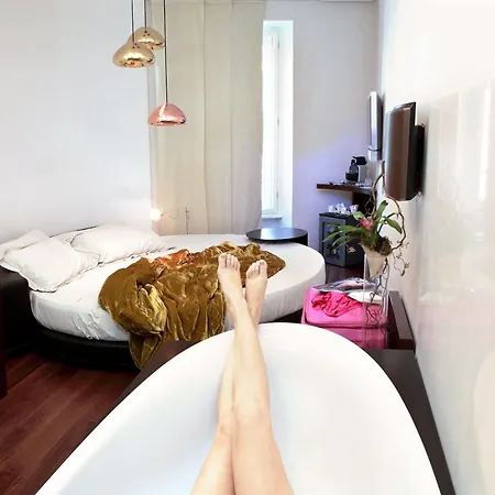 Suitesistina For Brave Lovers Bed & Breakfast 3*