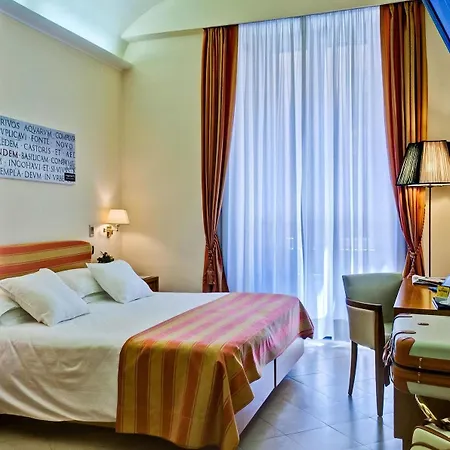 Hotel Crosti 3*