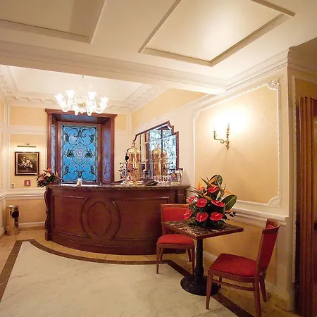 Dei Consoli Vaticano Hotel 4*