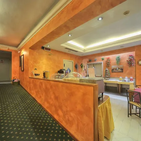 Aurora Garden 3* Roma