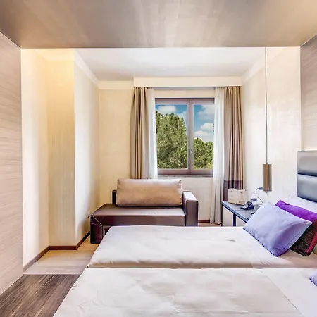 Warmthotel Hotel 4*