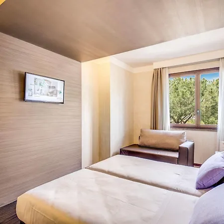 Warmthotel Hotel