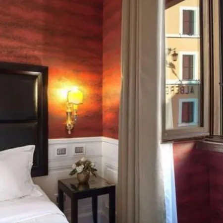 Hotel Del Senato 3*