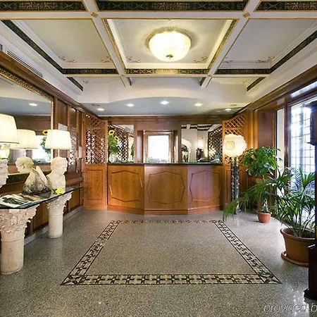 Bolivar Hotel