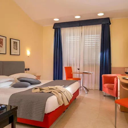 Western Blu 4* Roma