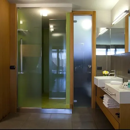 Otel Zone 4*
