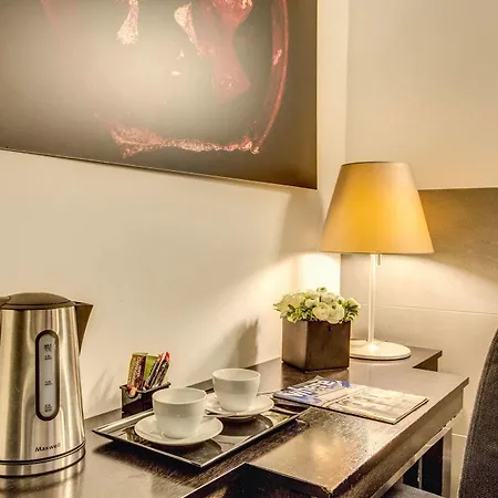 Residenza A -via Veneto Fashion -self Check-in 4* Rome