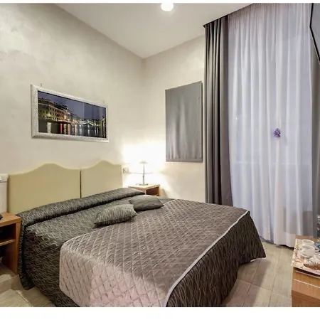 Collina 2* Rome