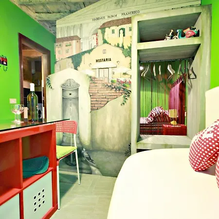 Old Trevi Apartment *