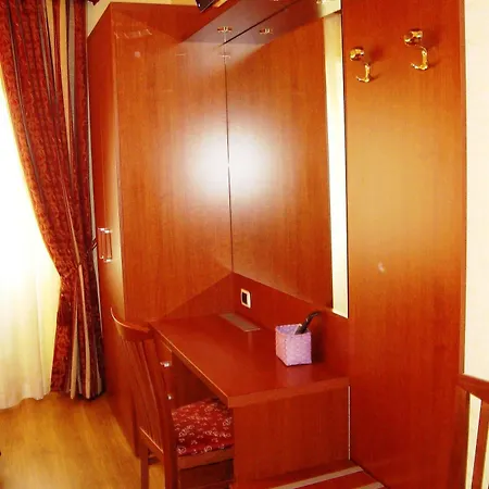 Residenza Fermi 2*