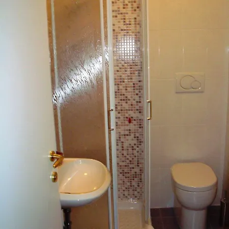 Residenza Fermi Penzion 2*