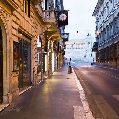 Bed & Breakfast Via Del Corso 3*