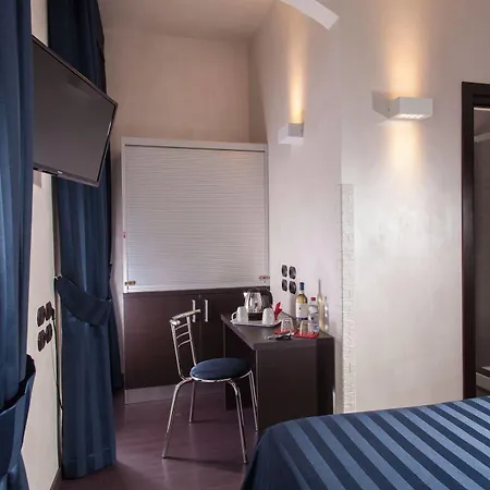 Residenza Doro- 24x7 Check-in 2*
