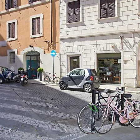 Apartment The Bishop's Loft Spagna Rome