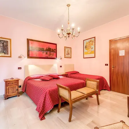 Bed & Breakfast Domus Cornelia 2*