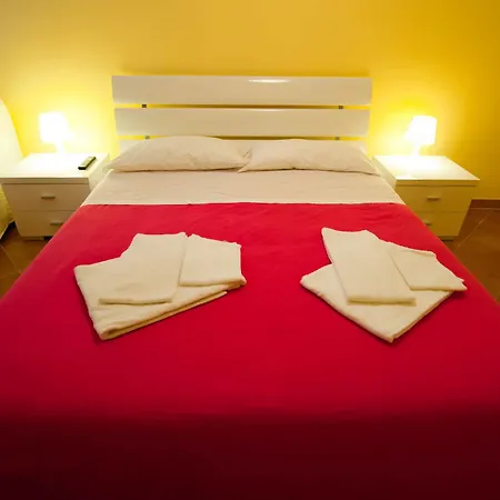 Services Porta Castello Couette-café 2*