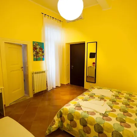 Services Porta Castello 2* Rome