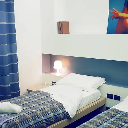 Auberge de jeunesse M&j Place *