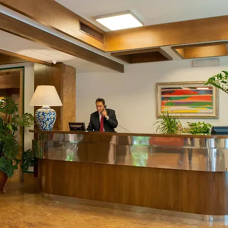La Pergola 3*