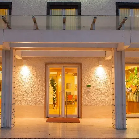 La Pergola ホテル 3*