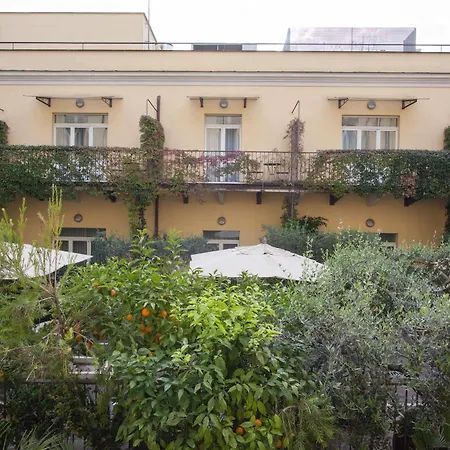 Ateneo Garden Palace 4*