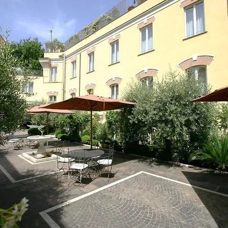Ateneo Garden Palace 4*