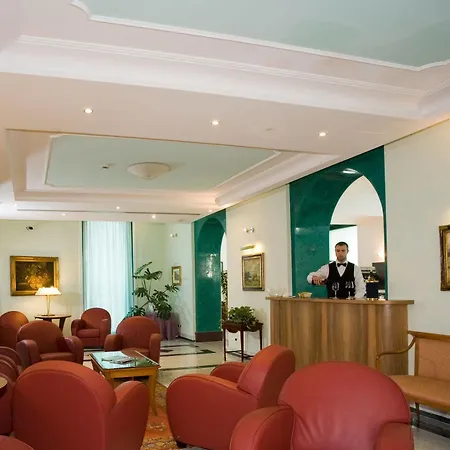 Ateneo Garden Palace מלון 4*