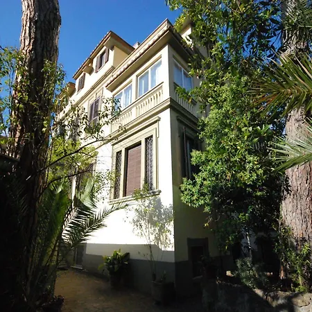 Aparthotel Tassoni 3*