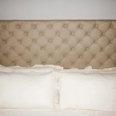 Royal Corso Guest house
