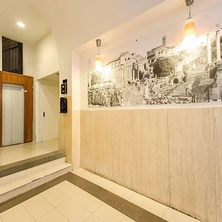 מלון Giotto Flavia 2*