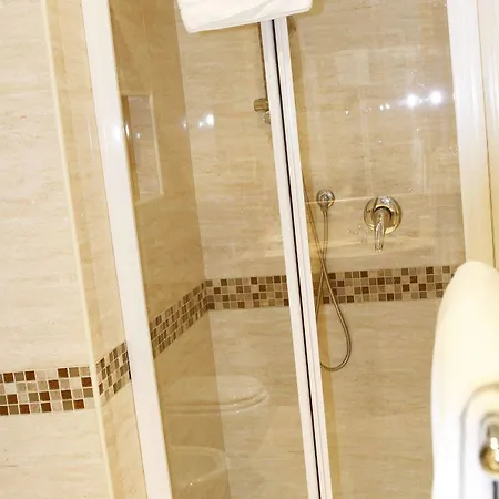 Hotel Genio 4*