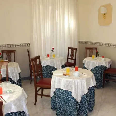 Hotel Mirage 3*