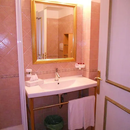 Mancini Park 4* רומא