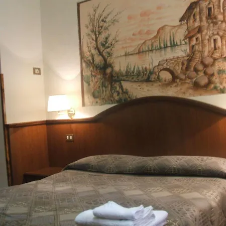 Hotel Cambridge 3*