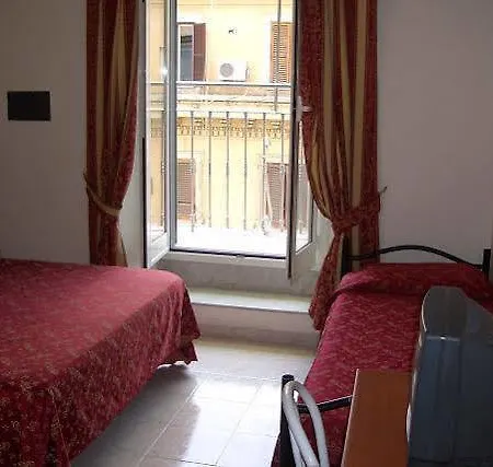 Euro Quiris Hotel
