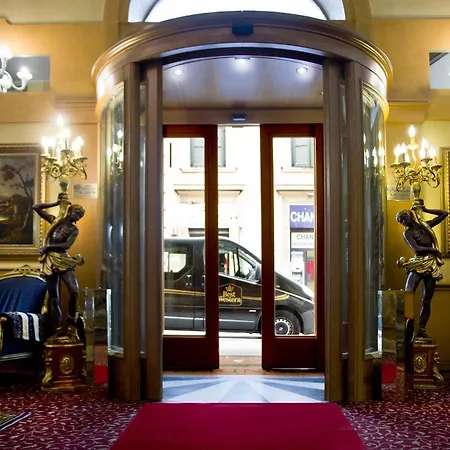 Hotel Mondial 4*