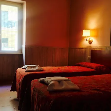 Pyramid Hotel Roma