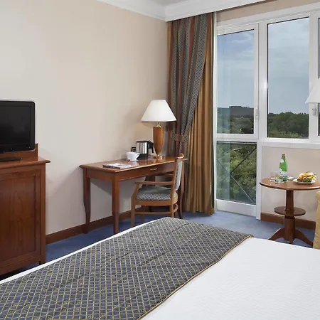 Hotel Aurelia Antica 4*