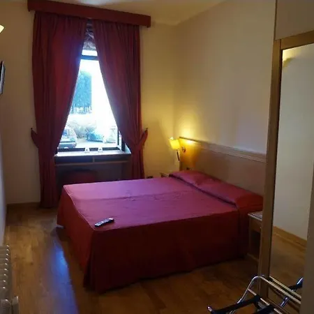 Dei Papi 2* Rome