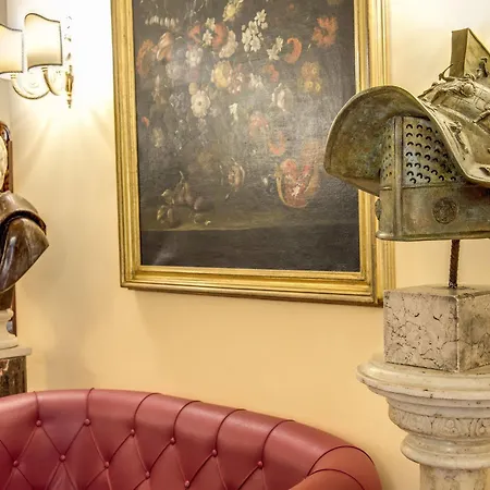 Aurelius Art Gallery 3* Rome