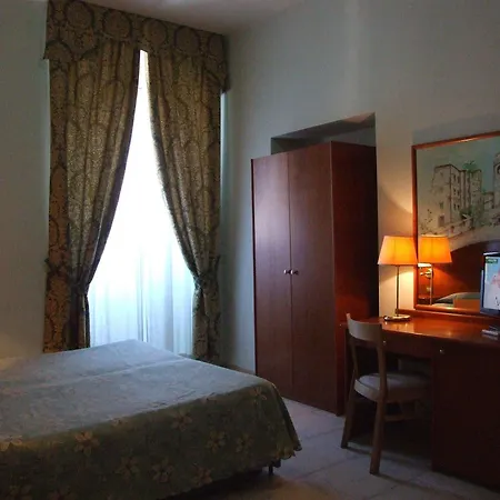 Nazional Guest house 2*