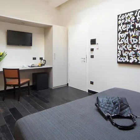 Borgo Pio 2* Rome