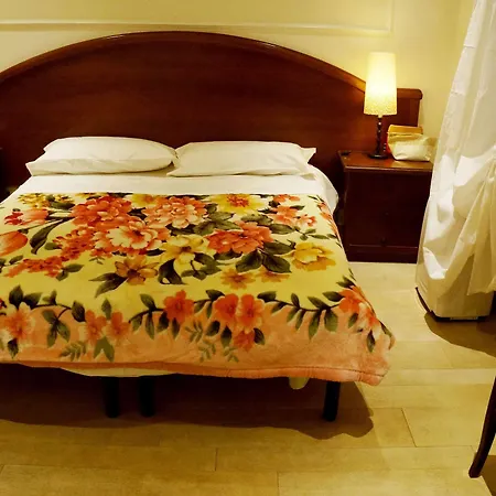Casa Dell'amicizia 2* Rome