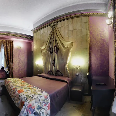 Antica Dimora Delle Cinque Lune Hotel Rome