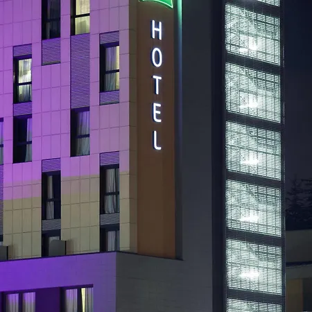 Ibis Styles Eur 4* רומא