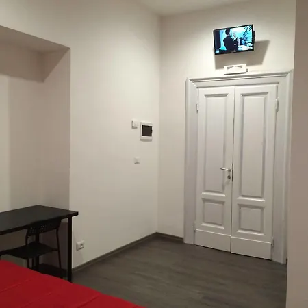 The House 3* Rzym