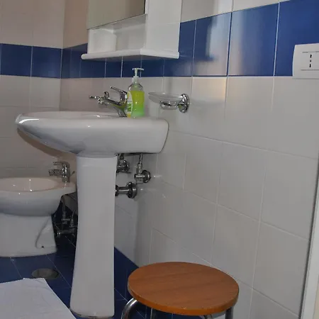 Casa Per Ferie Beato Rosaz 3* Rome