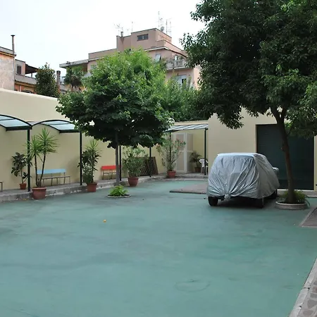 Casa Per Ferie Beato Rosaz Penzion 3*