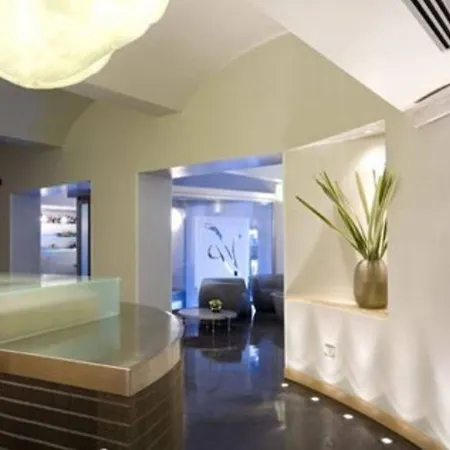 Leonardo Boutique Termini 4*